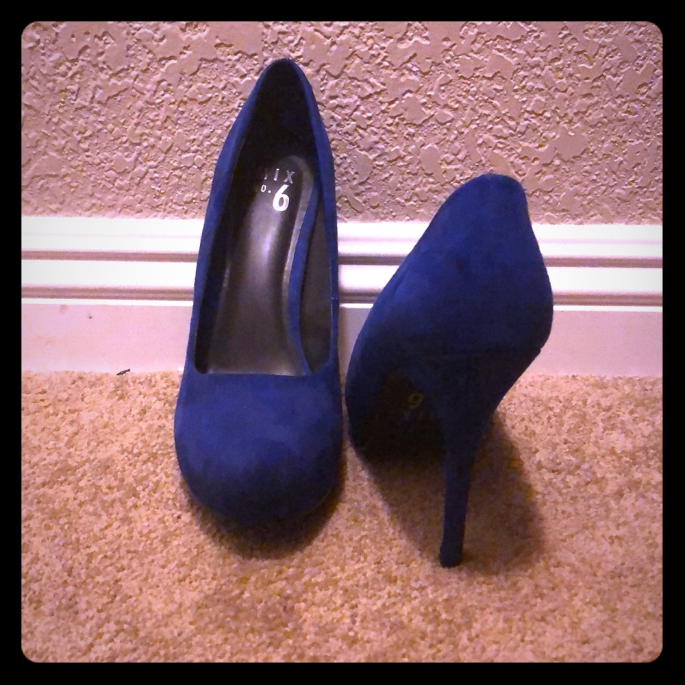Mix No. 6 Pumps